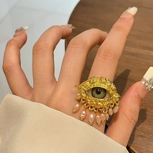 Vintage Devils Eye Victorian Ring